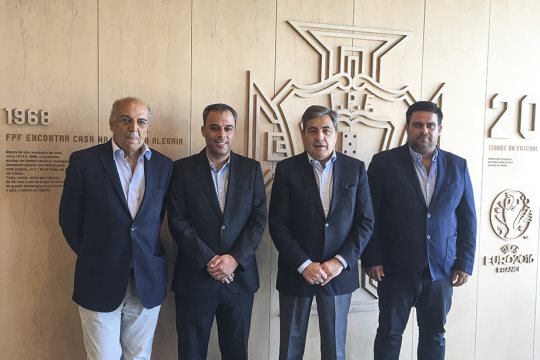 DIRECÇÃO DA AFAH VISITA CIDADE DO FUTEBOL