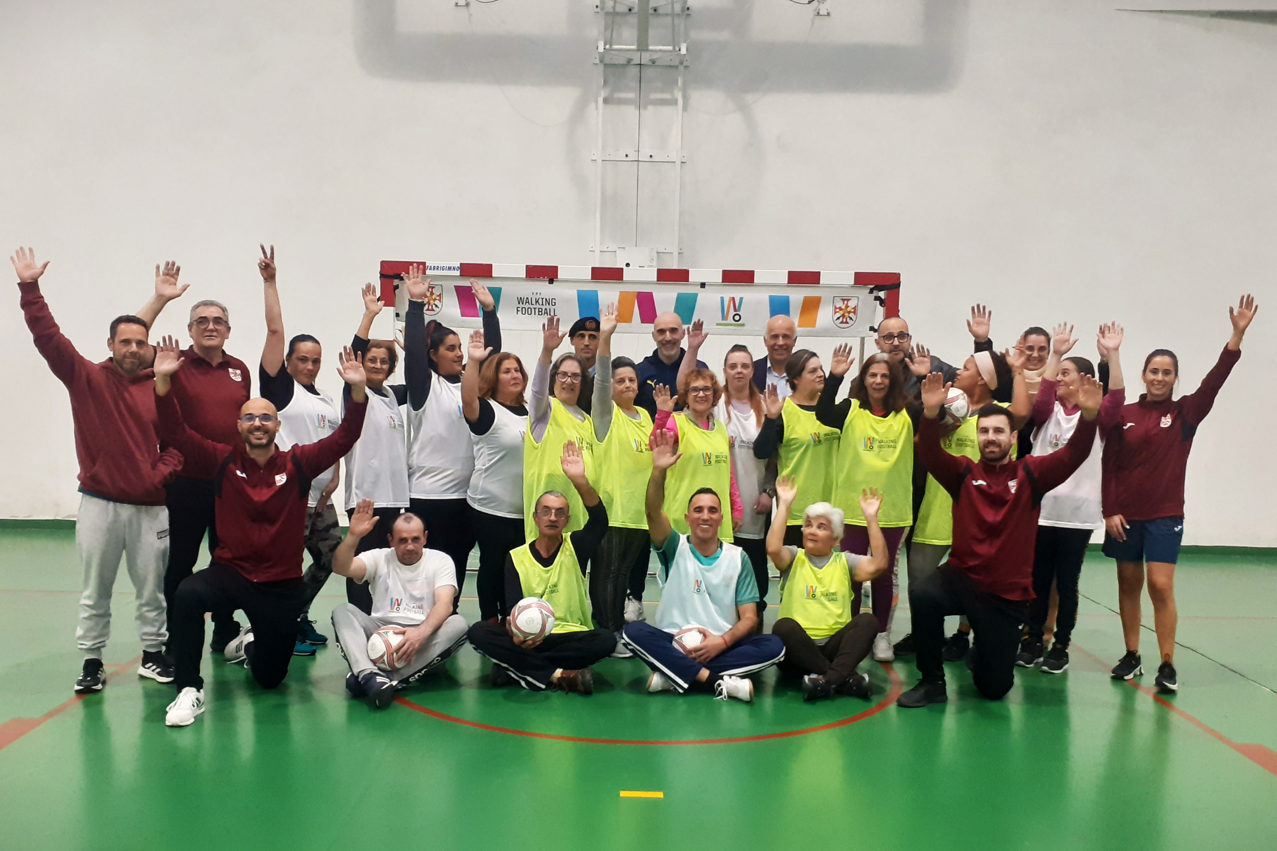 WALKING FOOTBALL PROMOVE A REINSERÇÃO SOCIAL NO EPAH