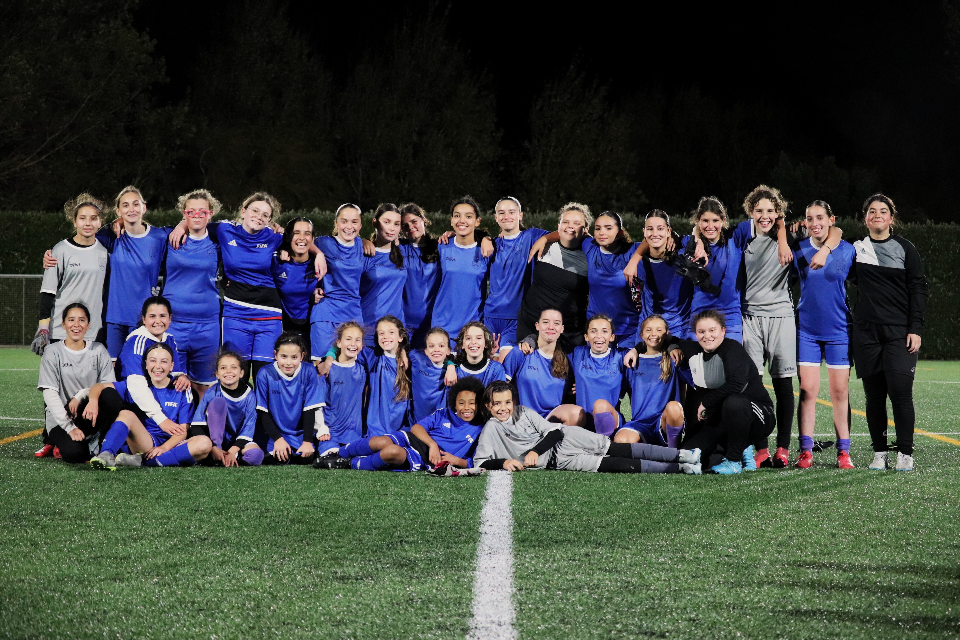 DECORREM OS CENTROS DE FORMAÇÃO DE FUTEBOL FEMININO