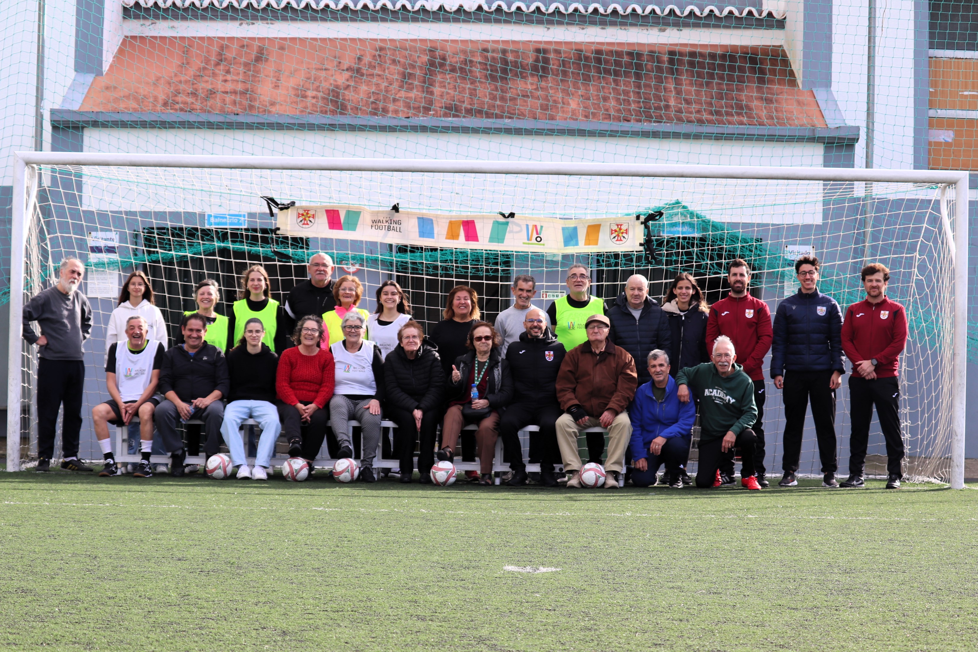 AFAH PROMOVE PRIMEIRO ENCONTRO DE WALKING FOOTBALL DE 2025